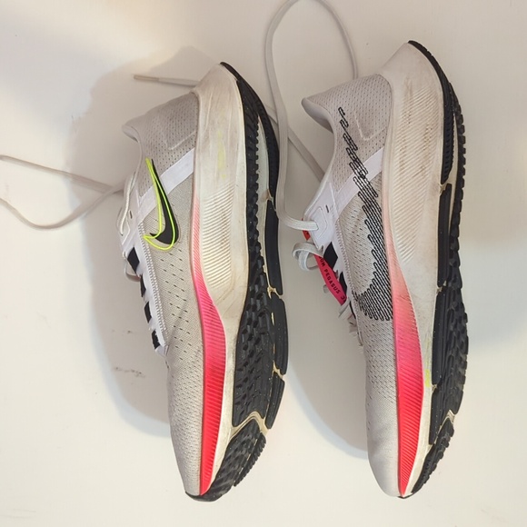 Nike Pegasus 38 - Picture 2 of 5